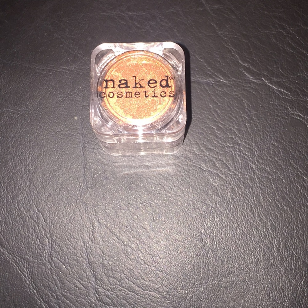 Naked Cosmetics Loose Eyeshadow